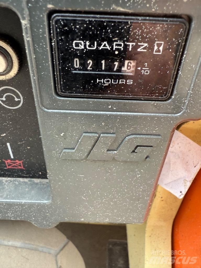 JLG 1930 ES 가위형 리프트