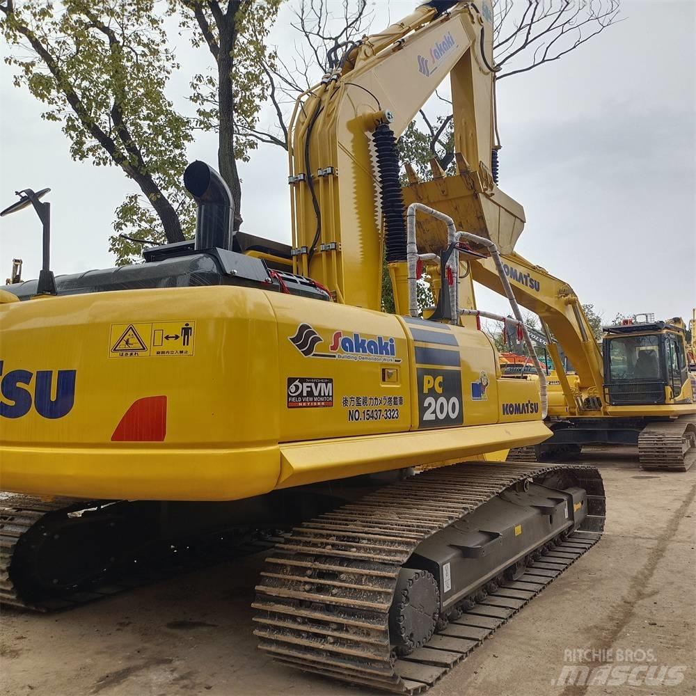 Komatsu PC 200 대형 굴삭기 29톤 이상
