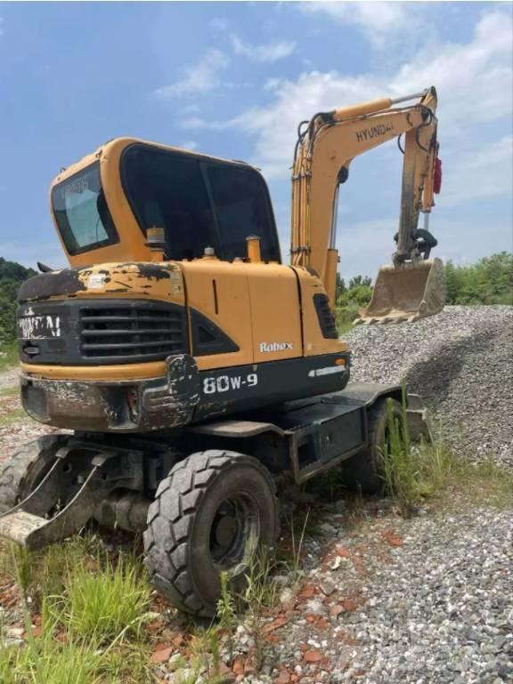 Hyundai 80W-9  휠 굴삭기