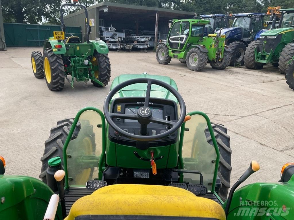 John Deere 5050E 트랙터