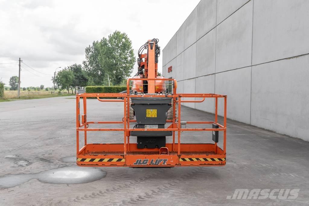 JLG 1350 SJP 견인식 전동이동 리프트