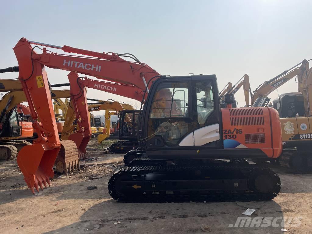 Hitachi ZX 130 대형 굴삭기 29톤 이상