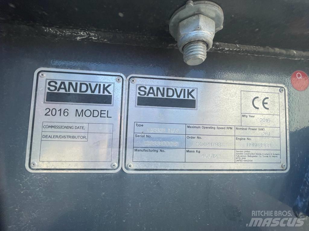 Sandvik QS331HS 이동식 분쇄기