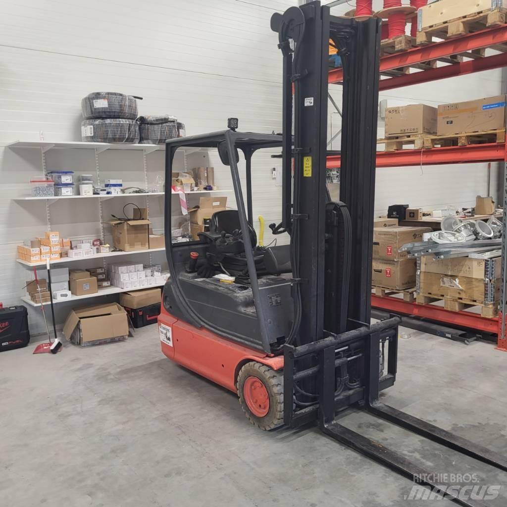 Linde E16C-02 전동 지게차
