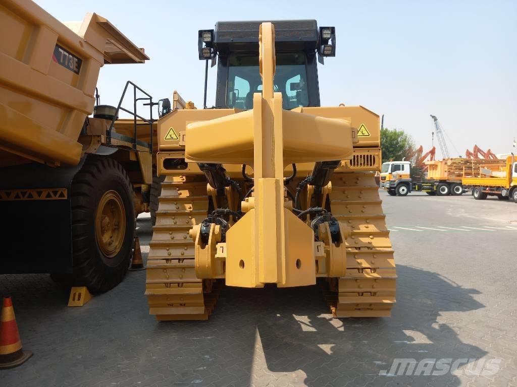 CAT D8T (Jebel Ali) 크롤러 도저