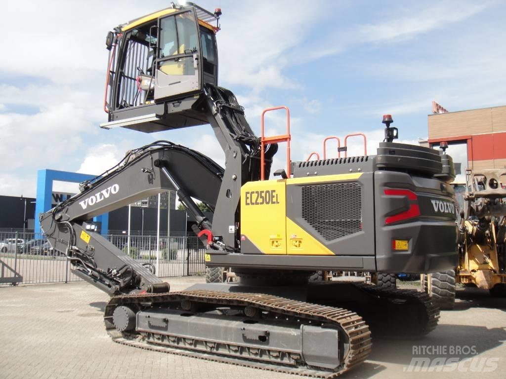 Volvo EC 250 EL 대형 굴삭기 29톤 이상
