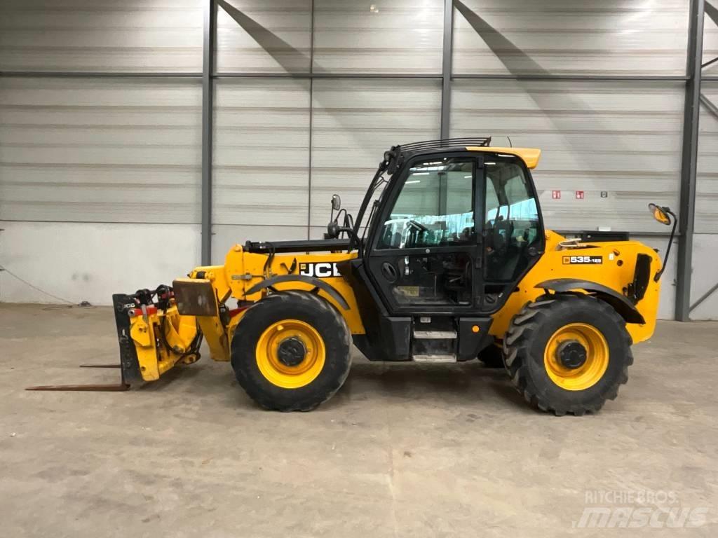 JCB 535-125 텔러 핸들러