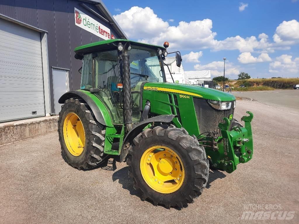 John Deere 5100 M 트랙터