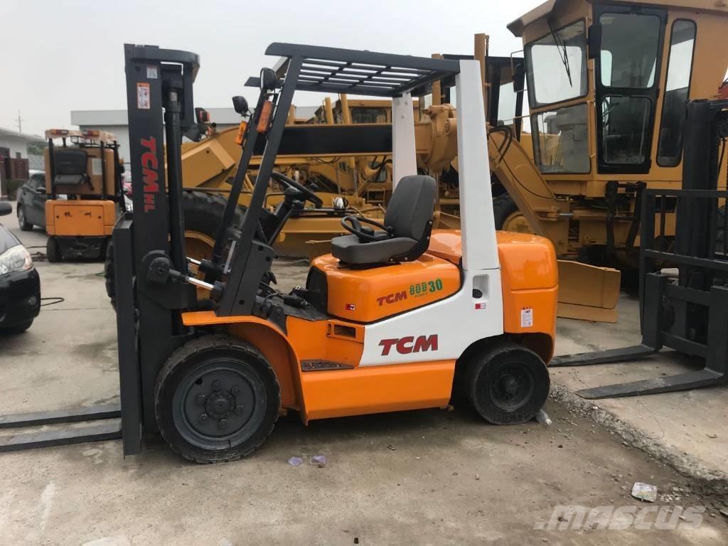 TCM FD 30 디젤 지게차