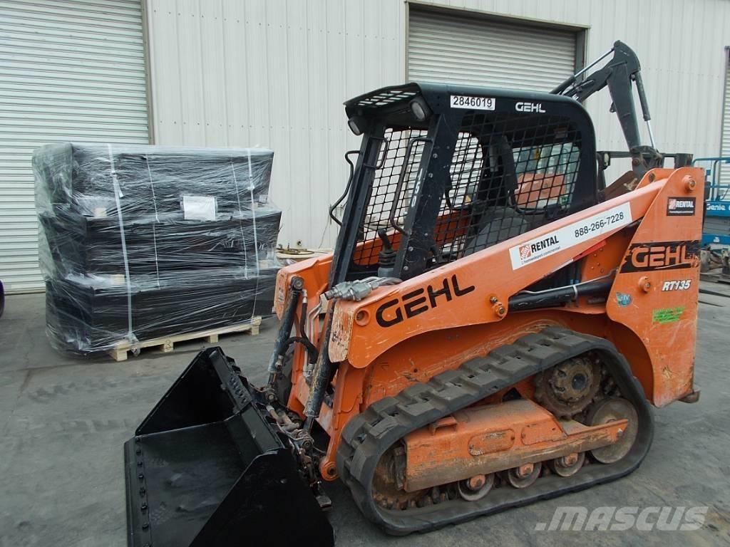Gehl RT135  스키드로더