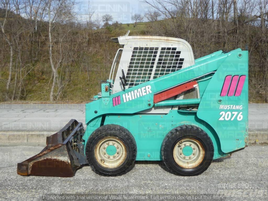 IHI Mustang 2076  스키드로더