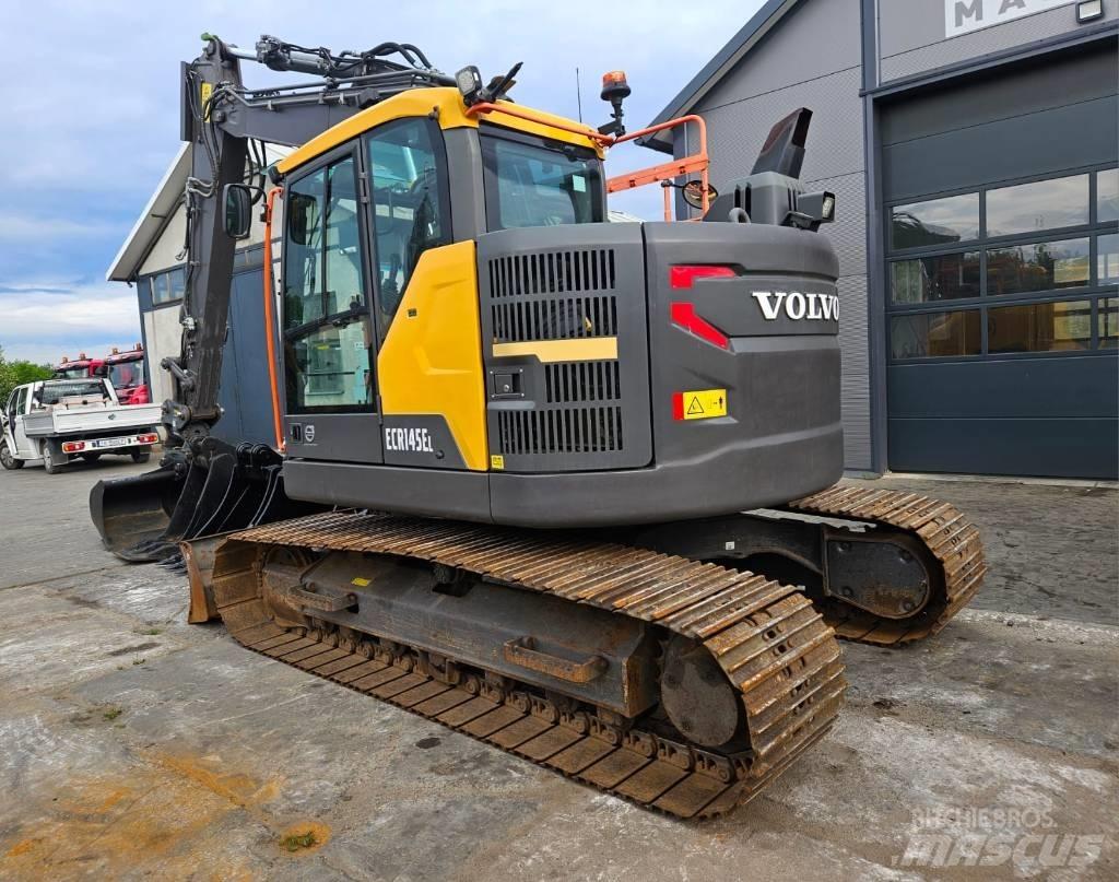 Volvo ECR 145 EL 대형 굴삭기 29톤 이상