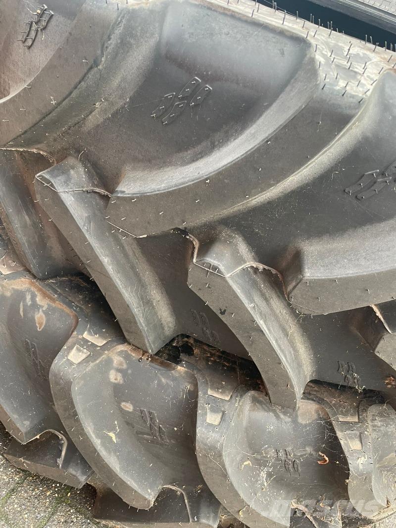 Alliance 520/85R42 타이어, 휠 및 림