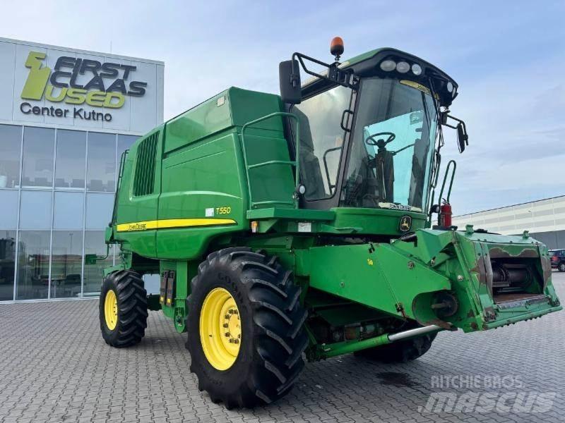 John Deere T 550 콤바인 수확기