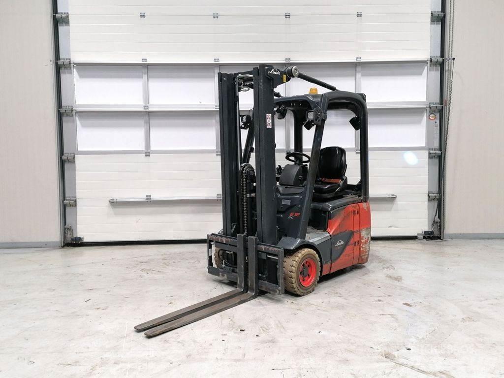 Linde E12-02 전동 지게차