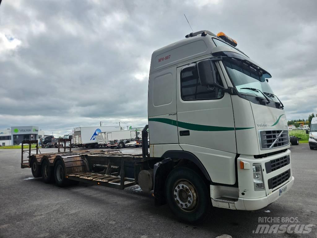 Volvo FH12 8x4 산림 기계 운반 트럭