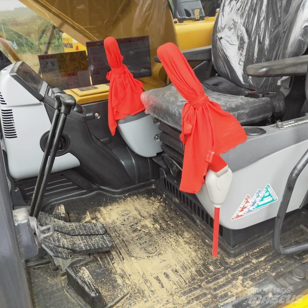 Komatsu PC200-8 대형 굴삭기 29톤 이상