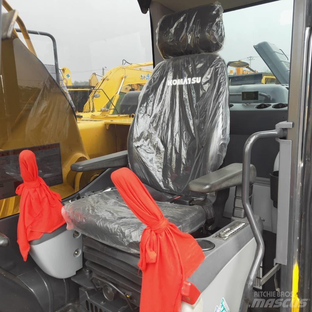 Komatsu PC200-8 대형 굴삭기 29톤 이상