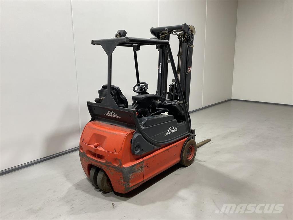 Linde E16C-02 전동 지게차