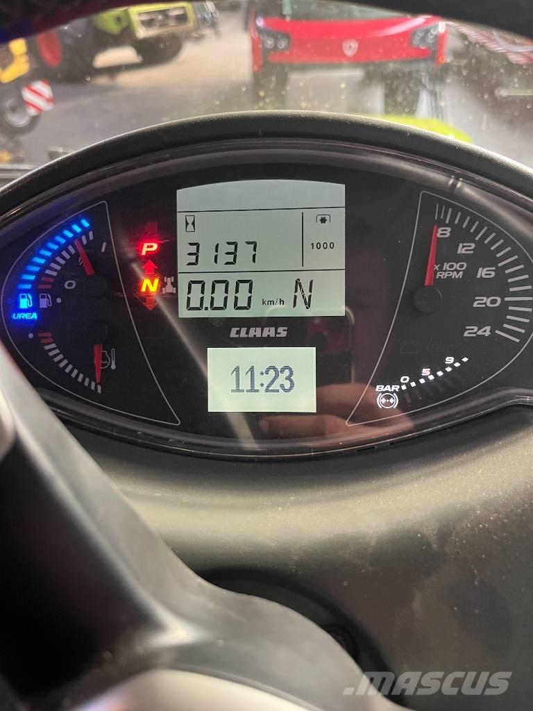 CLAAS AXION 960TT 트랙터