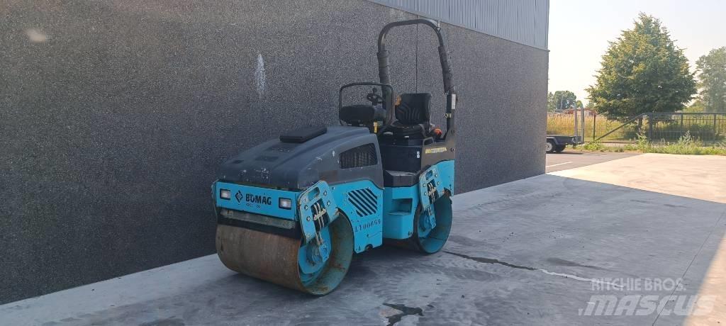 Bomag BW 100 AD-4 트윈 드럼 롤러