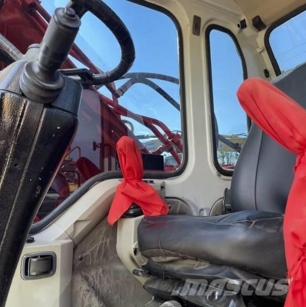 Doosan DX150W  휠 굴삭기