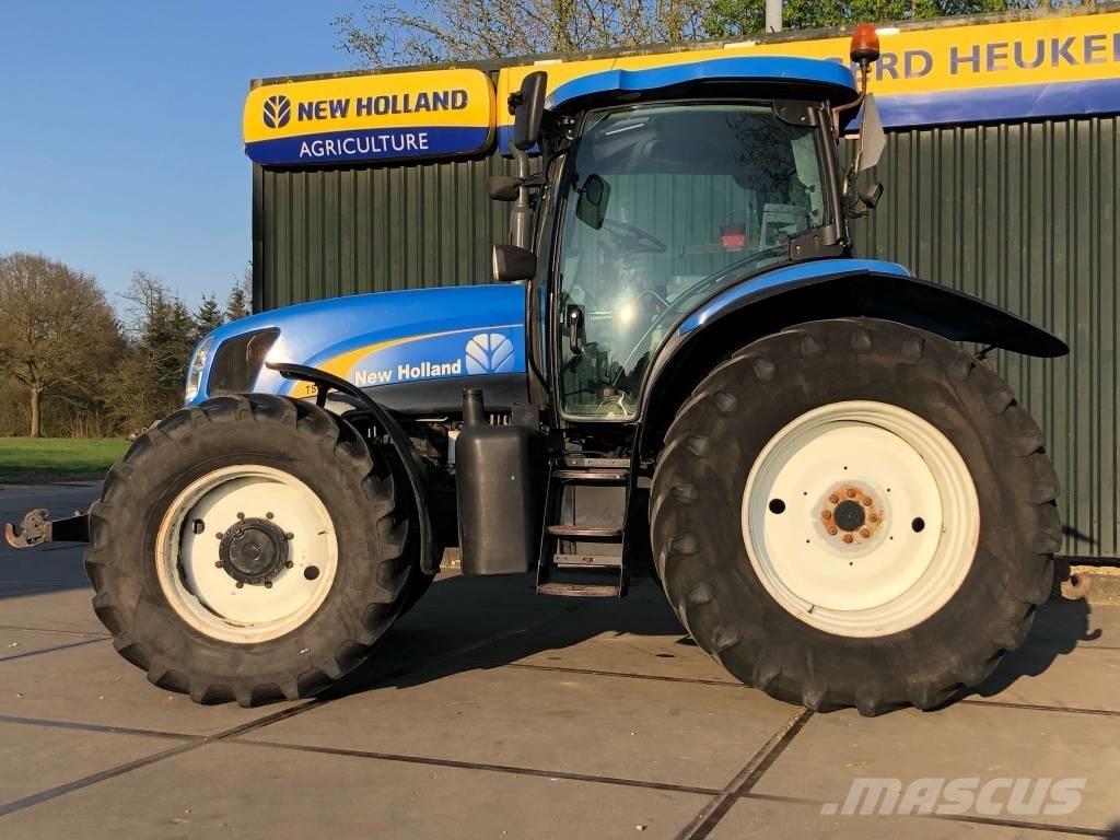 New Holland TS 125 A 트랙터