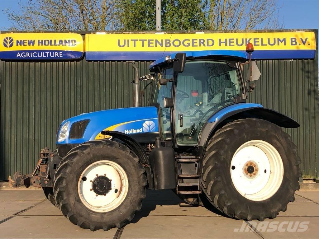 New Holland TS 125 A 트랙터
