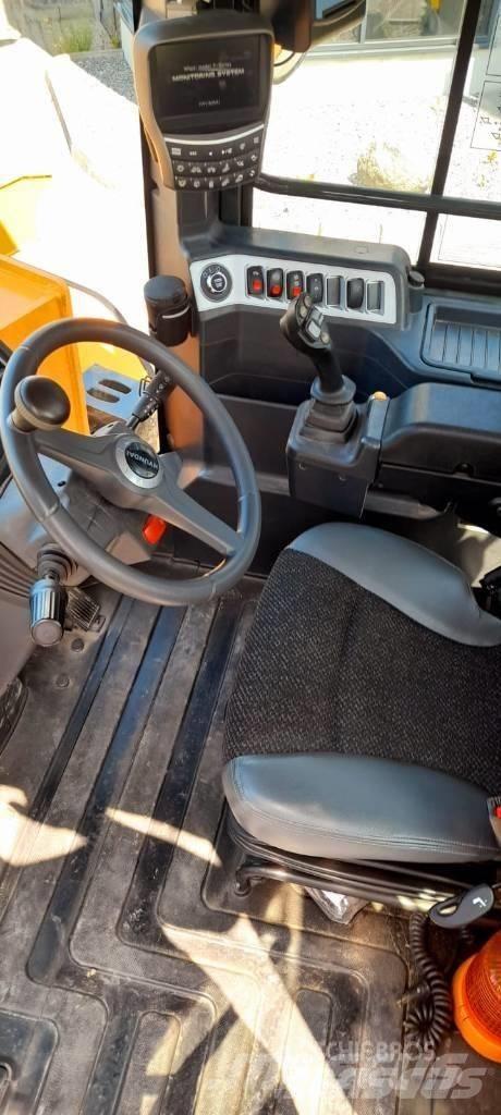 Hyundai HL 975  휠로우더