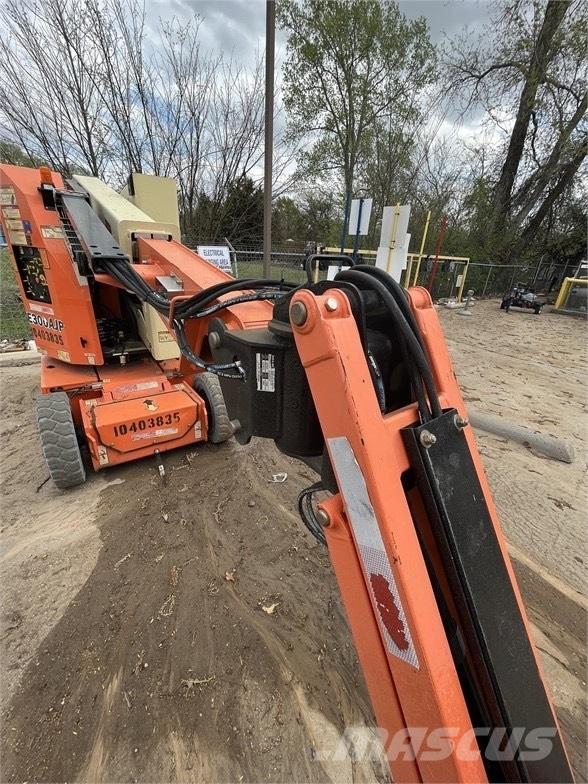 JLG E 300 AJP 가위형 리프트