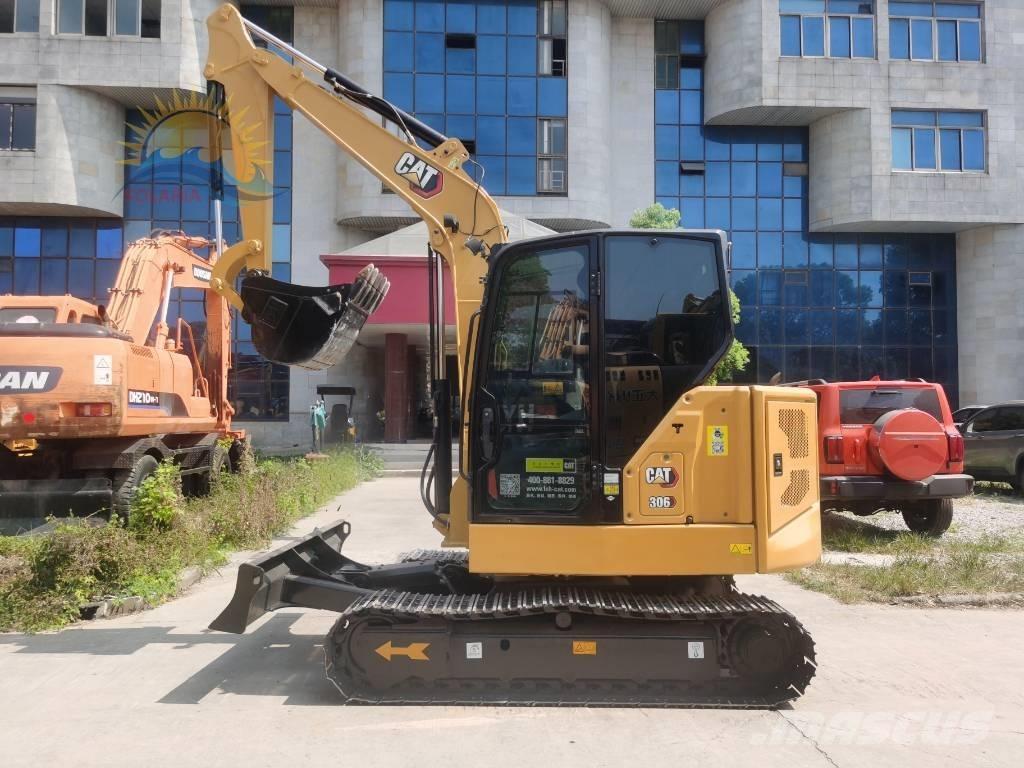 CAT 306 소형 굴삭기 7톤 미만