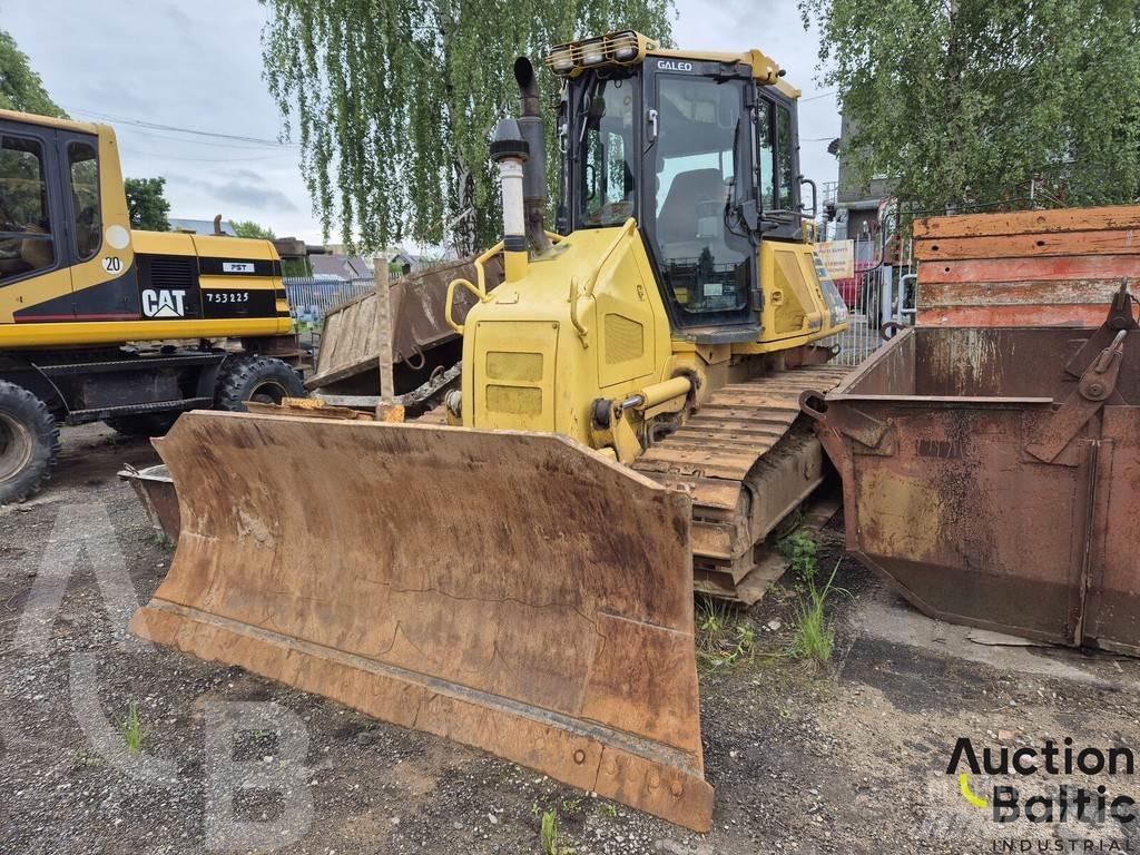 Komatsu D51EX-22 크롤러 도저