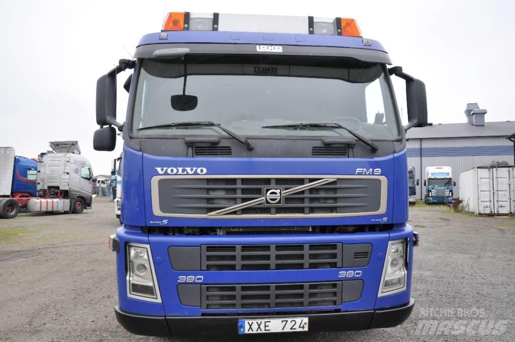Volvo FM-380 6*2 스킵 로더 트럭