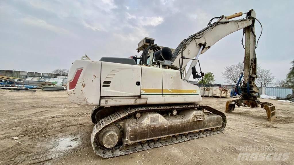 Liebherr R 924 대형 굴삭기 29톤 이상