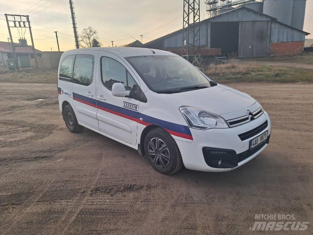 Citroën Berlingo 자동차