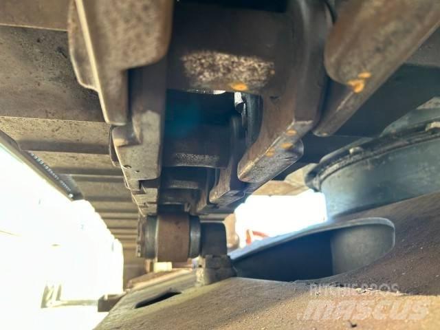 Hitachi ZX 130 대형 굴삭기 29톤 이상