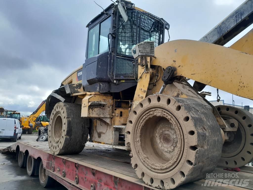 CAT 926 m  휠로우더
