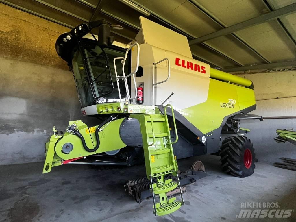 CLAAS LEXION 750 ACR 콤바인 수확기