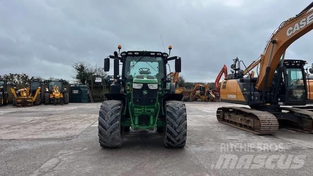 John Deere 6175 R 트랙터
