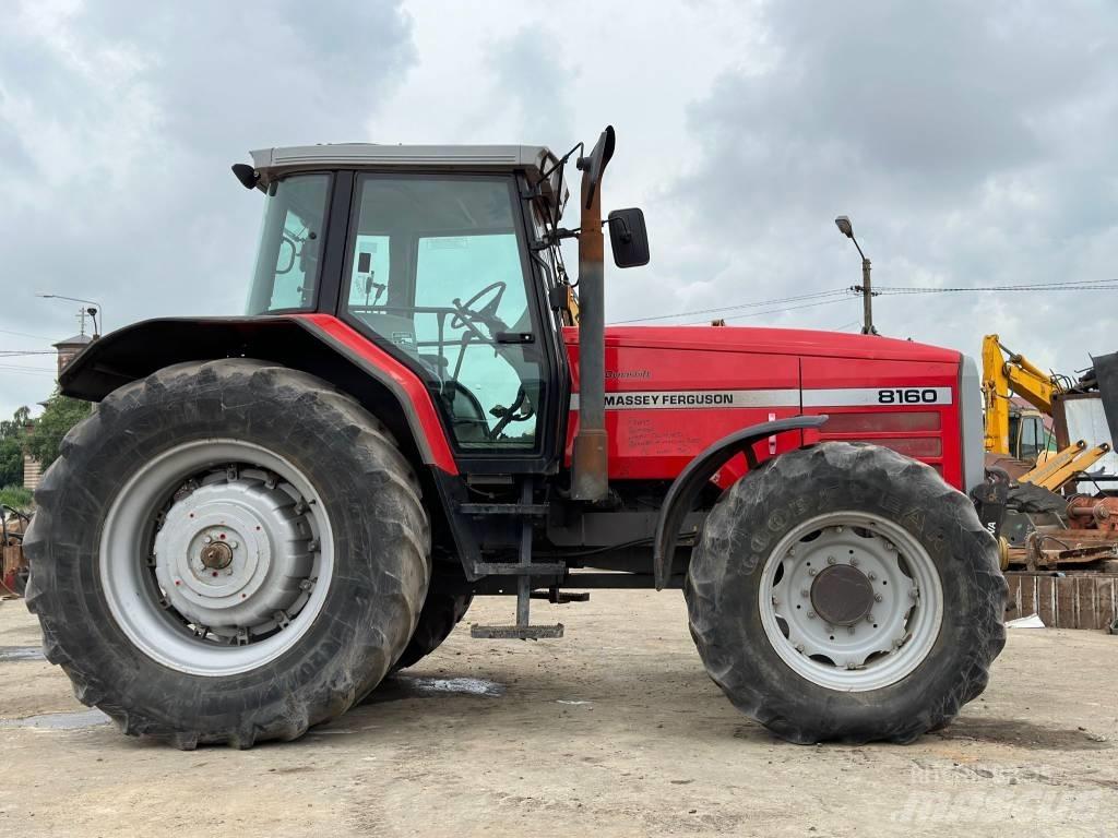 Massey Ferguson 8160 트랙터