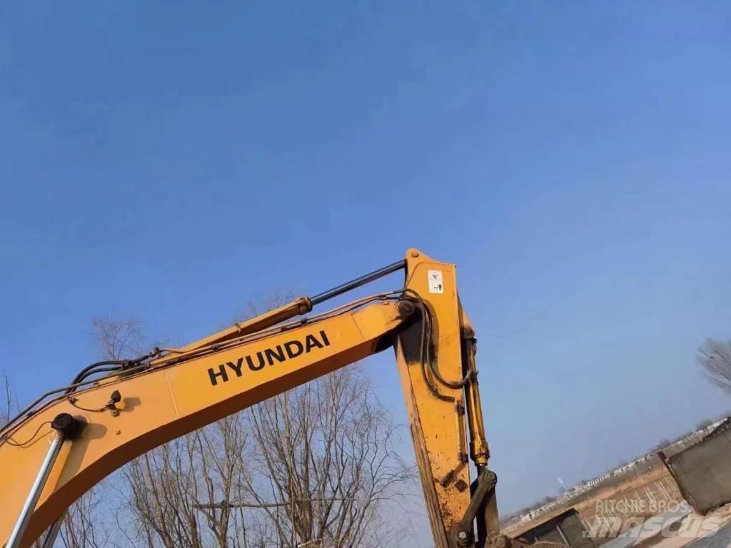Hyundai R305LC-9T  휠 굴삭기