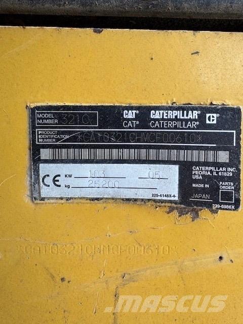 CAT 321 C LCR 대형 굴삭기 29톤 이상