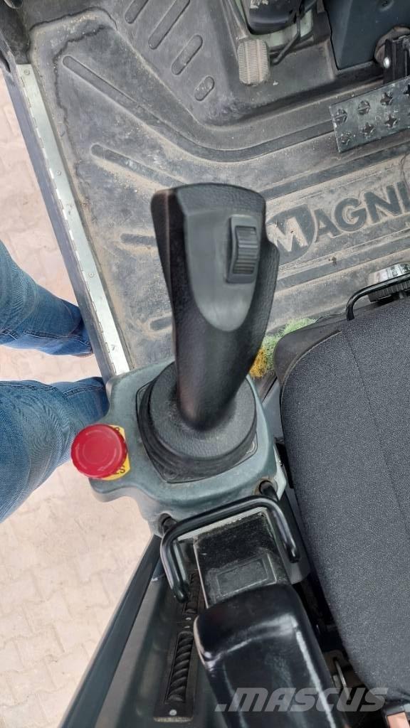 Magni RTH 5.18 텔러 핸들러