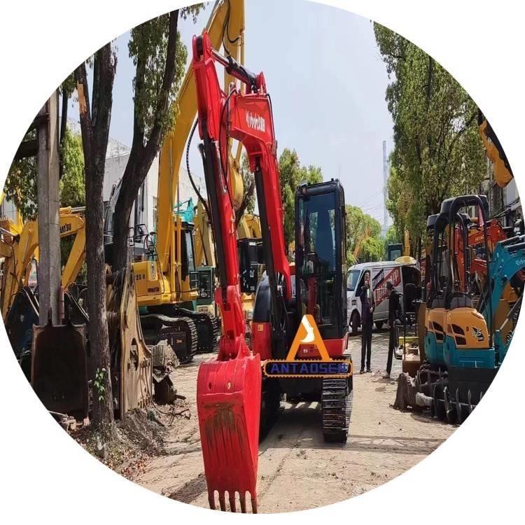 Kubota KX 183 중형굴삭기 7톤-28톤