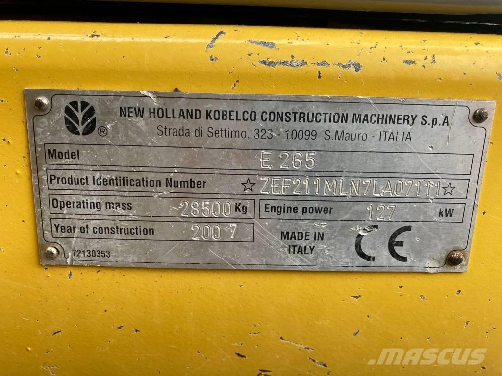 New Holland E 265 LC 대형 굴삭기 29톤 이상