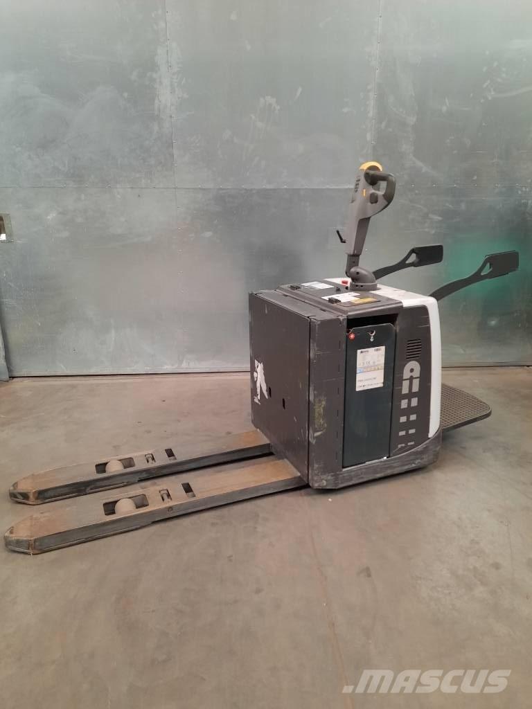 UniCarriers PMR200P 로우 리프터(승강대 포함)