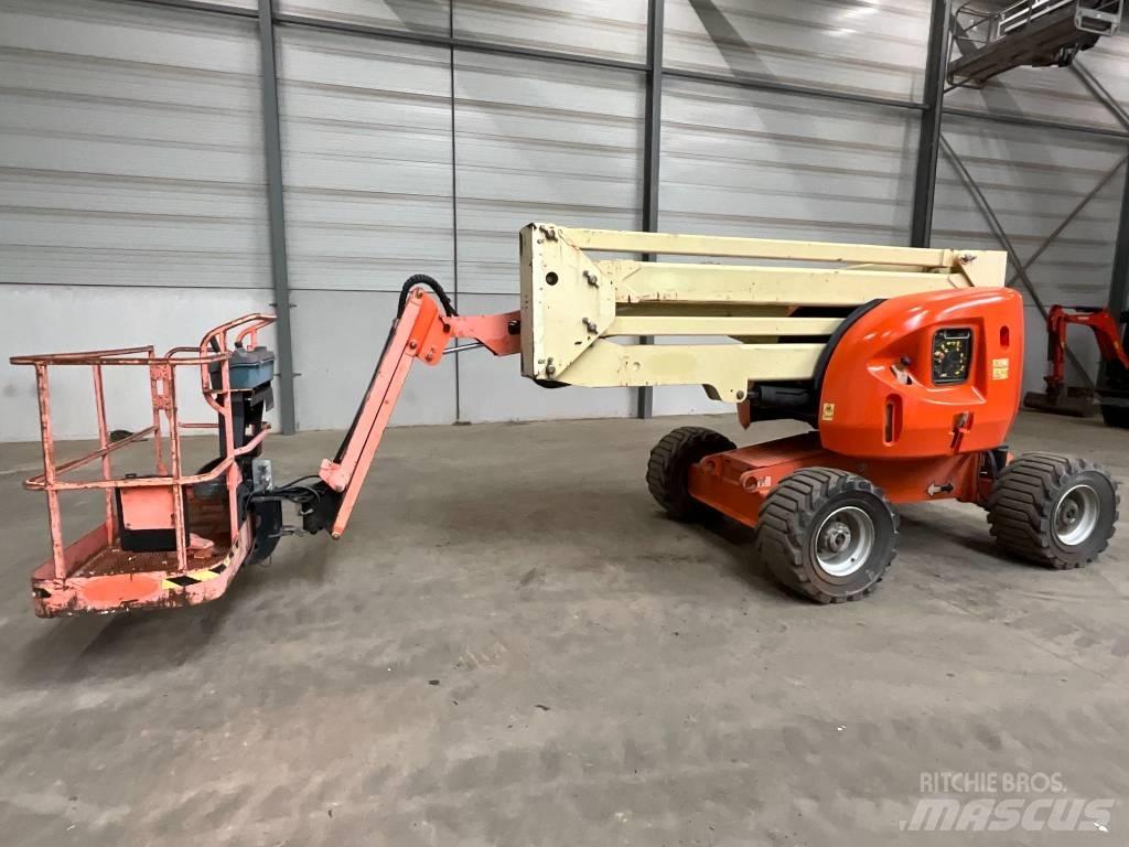JLG 450 AJ 관절형 전동이동 리프트