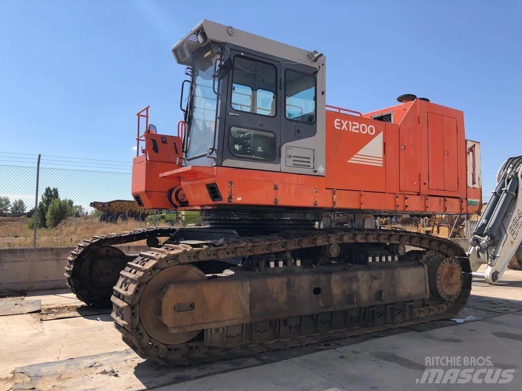 Hitachi EX 1200-5 D 대형 굴삭기 29톤 이상
