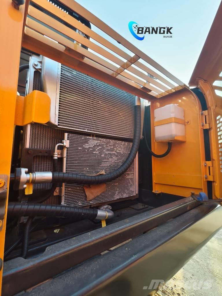 Hyundai 305LC-9T 대형 굴삭기 29톤 이상