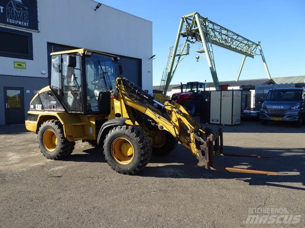CAT 908  휠로우더